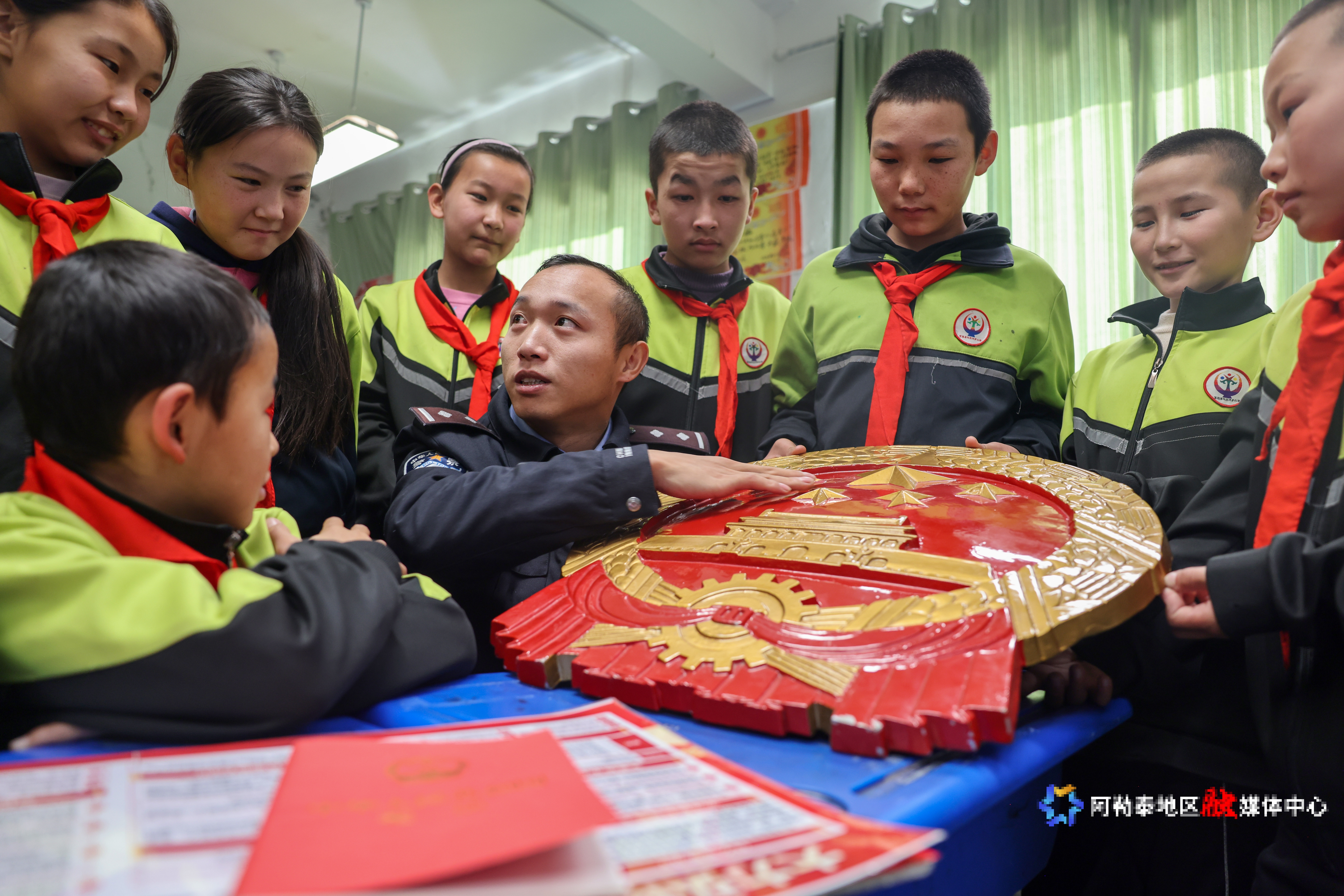 mmexport1733215879358