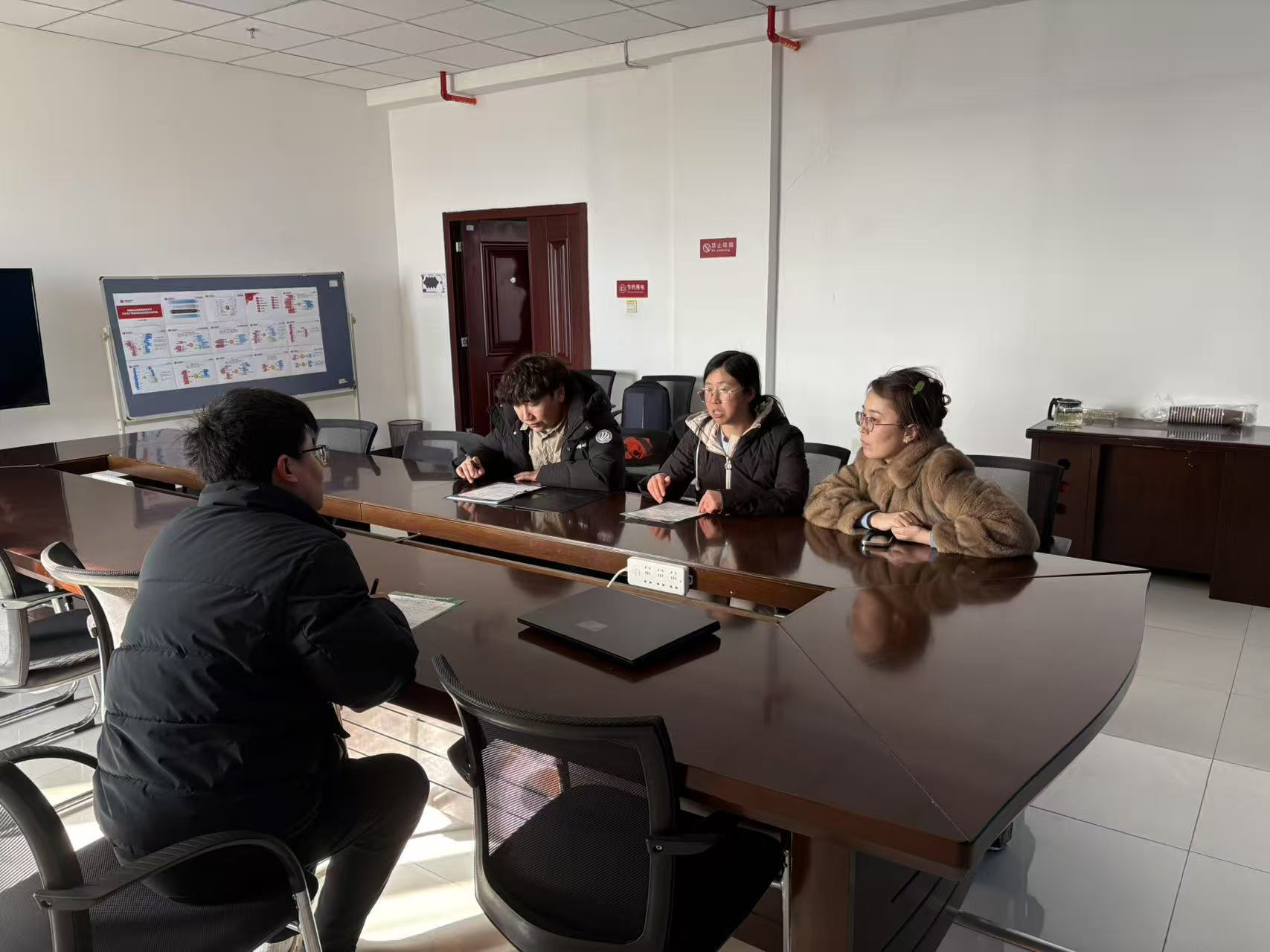 图片2.png 图片2.png